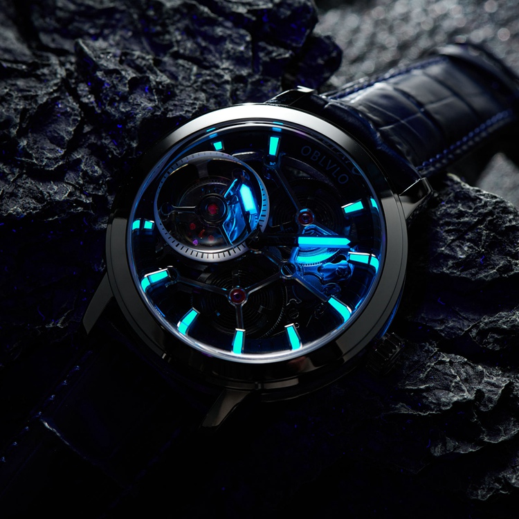 Luminous watch dial glowing intensely in the dark, custom private label manufacturing by WatchesHome.