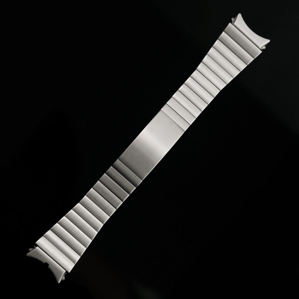 Mechanical Watches Manufacturer | Stainless Steel vs Titanium Watch Cases Which Is Better for Your Brand Mechanical Watches Manufacturer | Stainless Steel vs Titanium Watch Cases Which Is Better for Your Brand