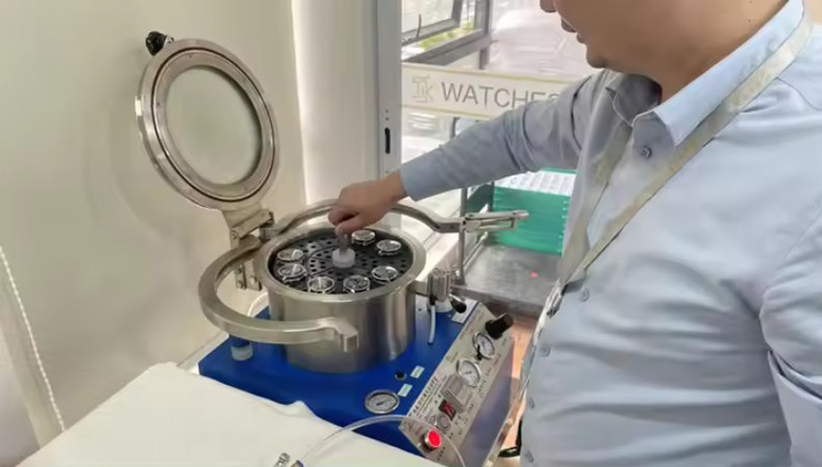 Mechanical Watches Manufacturer | Water Resistance in Mechanical Watches